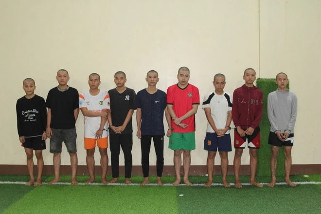 9 đối tượng sử dụng hung khí bị tạm giữ hình sự.