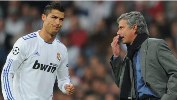 Định mệnh Mourinho với ĐT Bồ Đào Nha