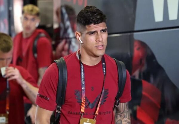 Piero Hincapie tân binh thứ 8 của Arsenal