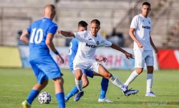 Việt kiều Chung Nguyen Do hội quân cùng U23 Việt Nam