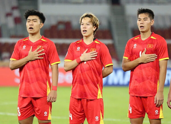 Viktor Lê lên U23 Việt Nam
