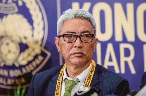 FIFA RA ÁN PHẠT LĐBĐ MALAYSIA