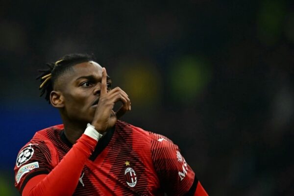Ronaldo đồng ý, Al Nassr duyệt chi 100 triệu Euro