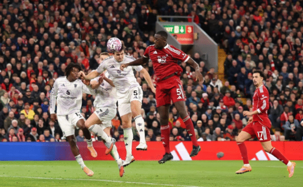 MU hạ Liverpool ngay tại Anfield