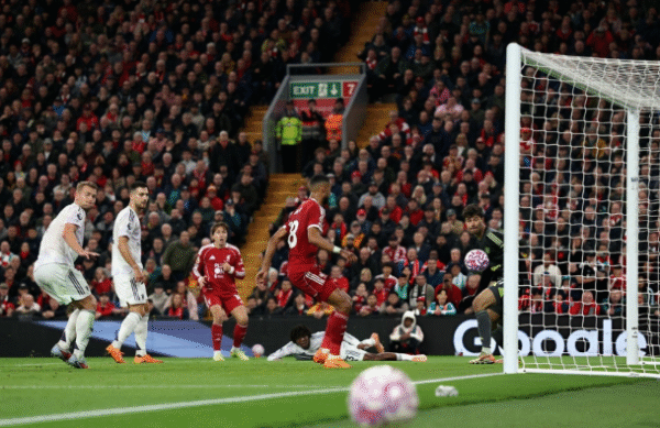 MU hạ Liverpool ngay tại Anfield