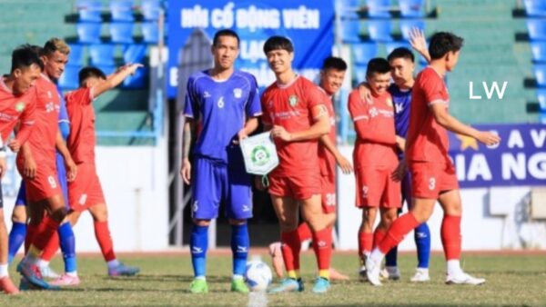 CÔNG PHƯỢNG TÁI XUẤT