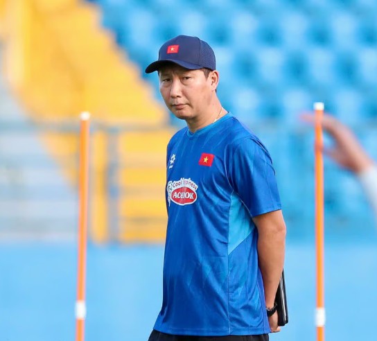 HLV Kim đối diện nguy cơ treo quyền