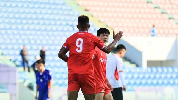 CÔNG PHƯỢNG TÁI XUẤT