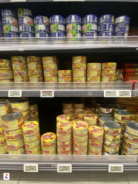 Đồ hộp PaTê Hạ Long đồng loạt 'bay màu'