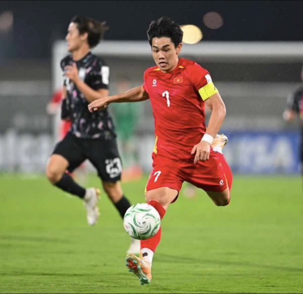 Đình Bắc nhận án phạt từ AFC