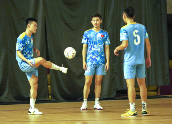 FUTSAL VIỆT NAM TRƯỚC CƠ HỘI CUỐI CÙNG