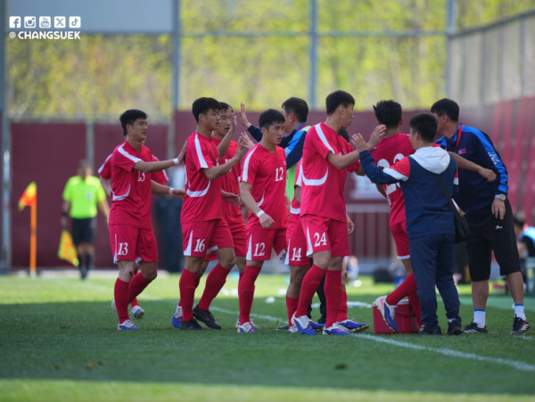 ĐT Thái Lan dừng bước trước ĐT Triều Tiên  