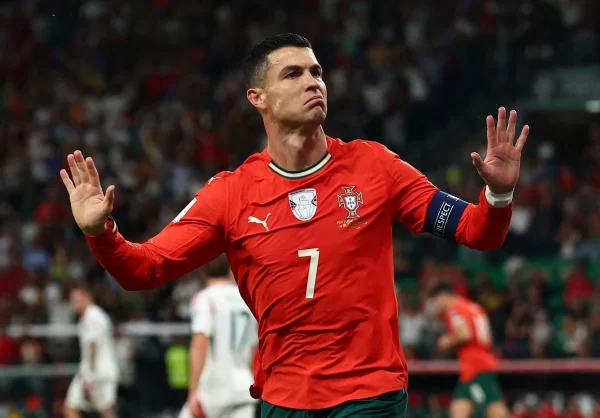 Cristiano Ronaldo vắng mặt ở ĐT Bồ Đào Nha do chấn thương nhẹ, cơ hội dự World Cup 2026 lung lay?