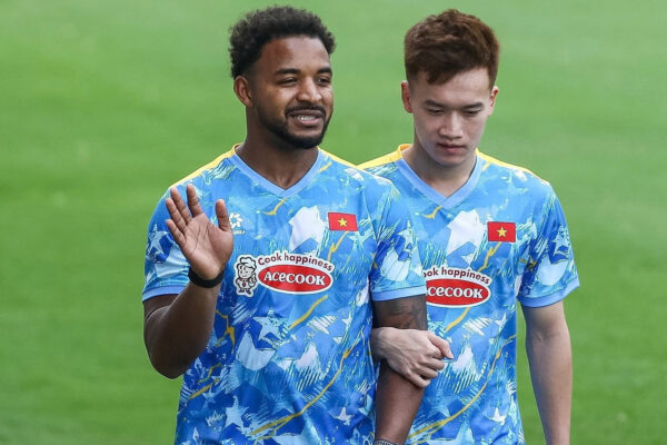 Xuân Son đã hồi phục trước giờ đấu Malaysia