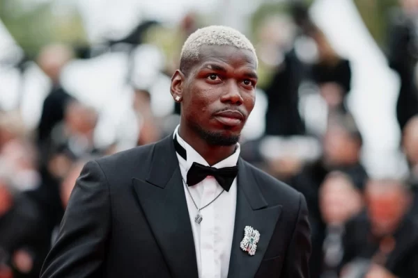 Pogba thu nhập gây sốc dư luận